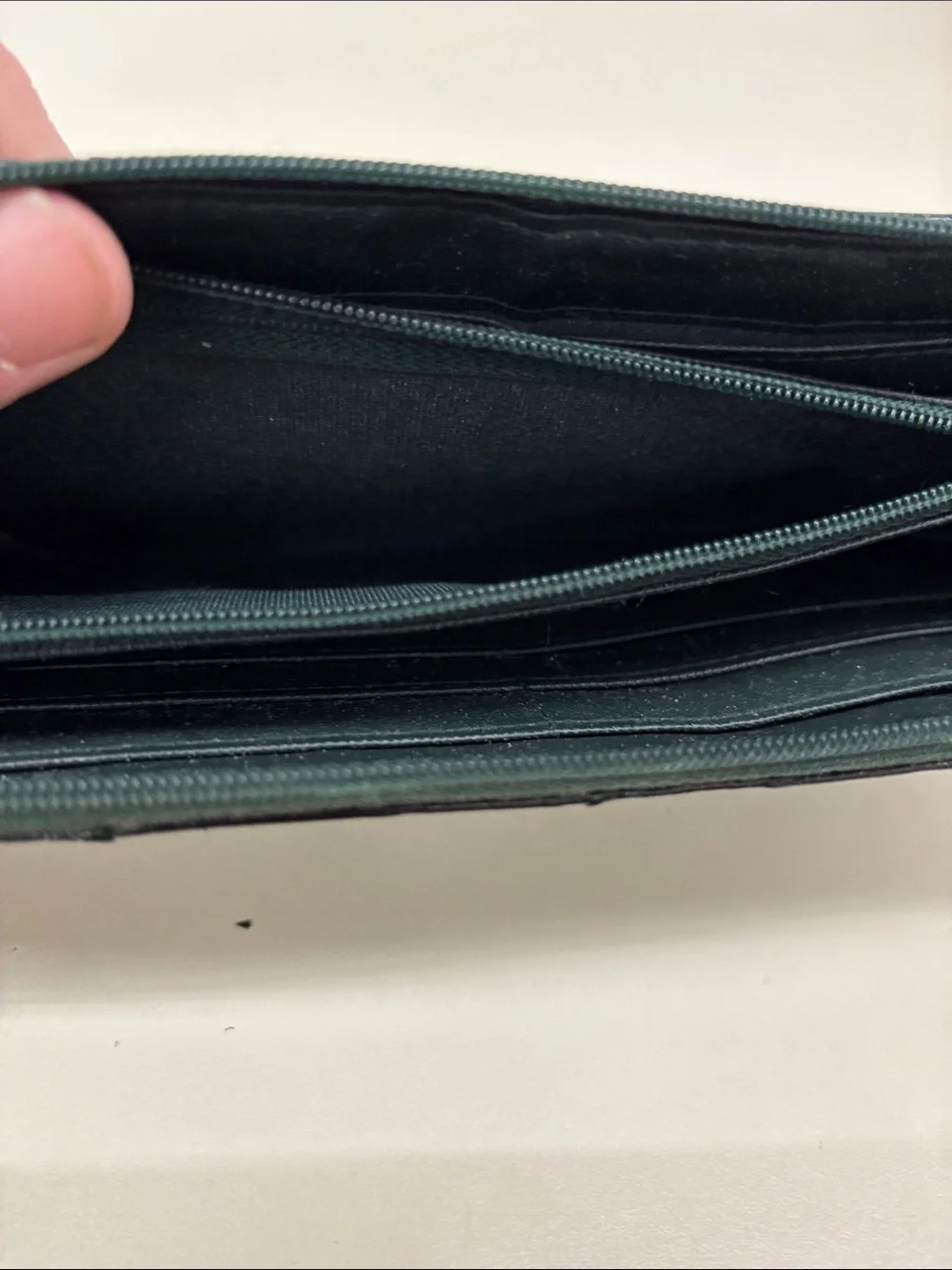 Classic Zip Wallet in Deep Green